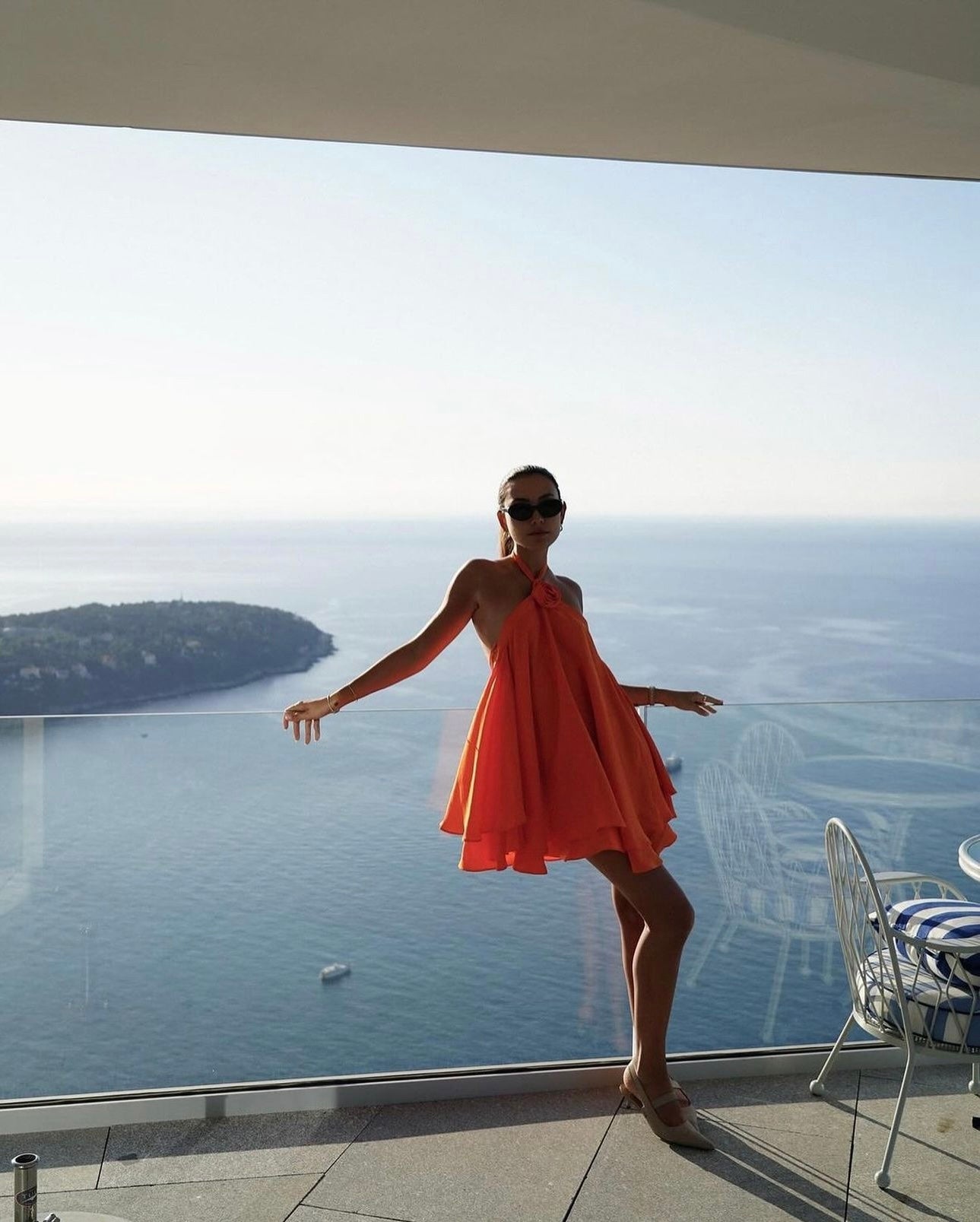 PAUEME I Les-robes-et-combinaisons