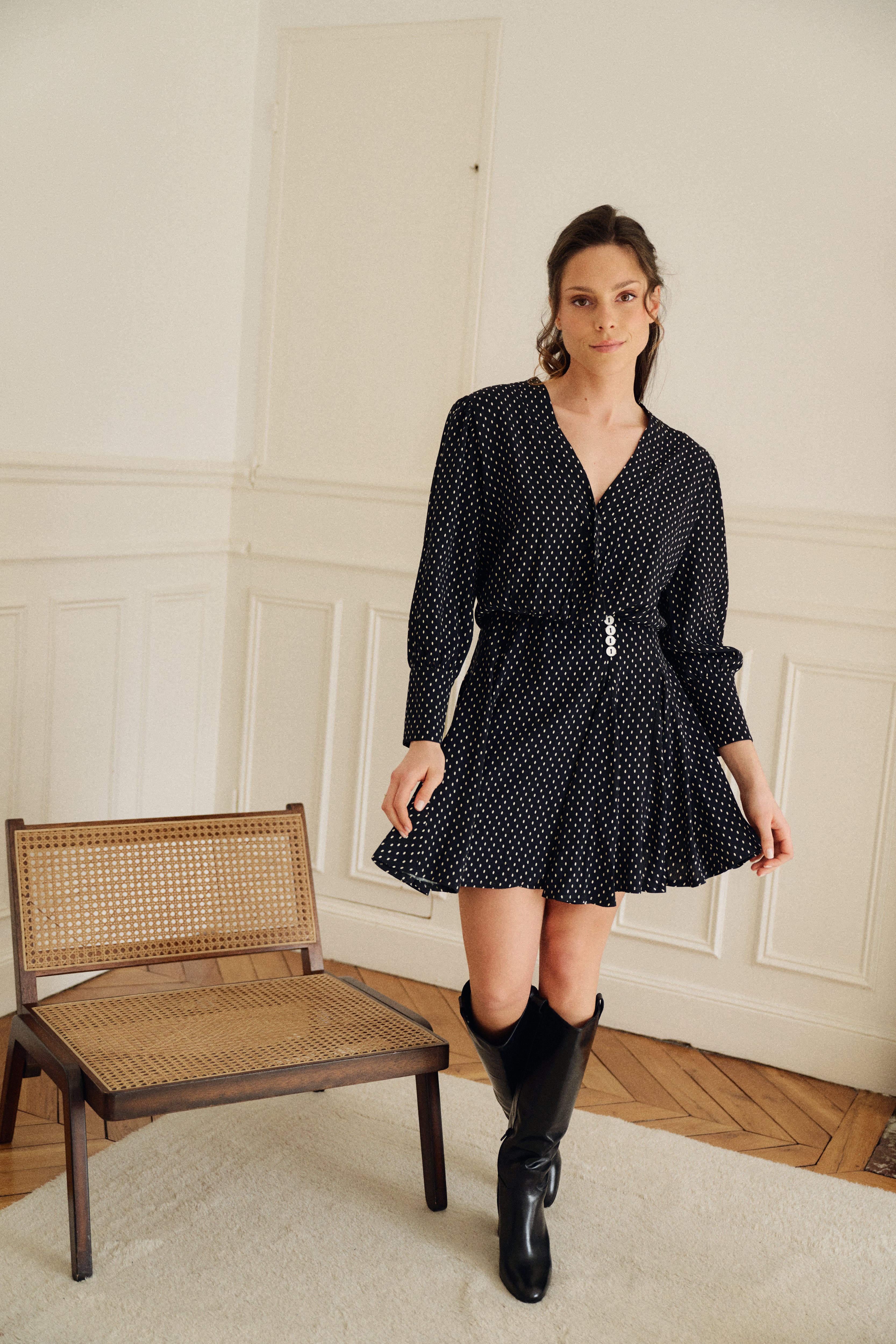 PAUEME I ROBE I Robe Courte Savannah - Noire à pois Romance