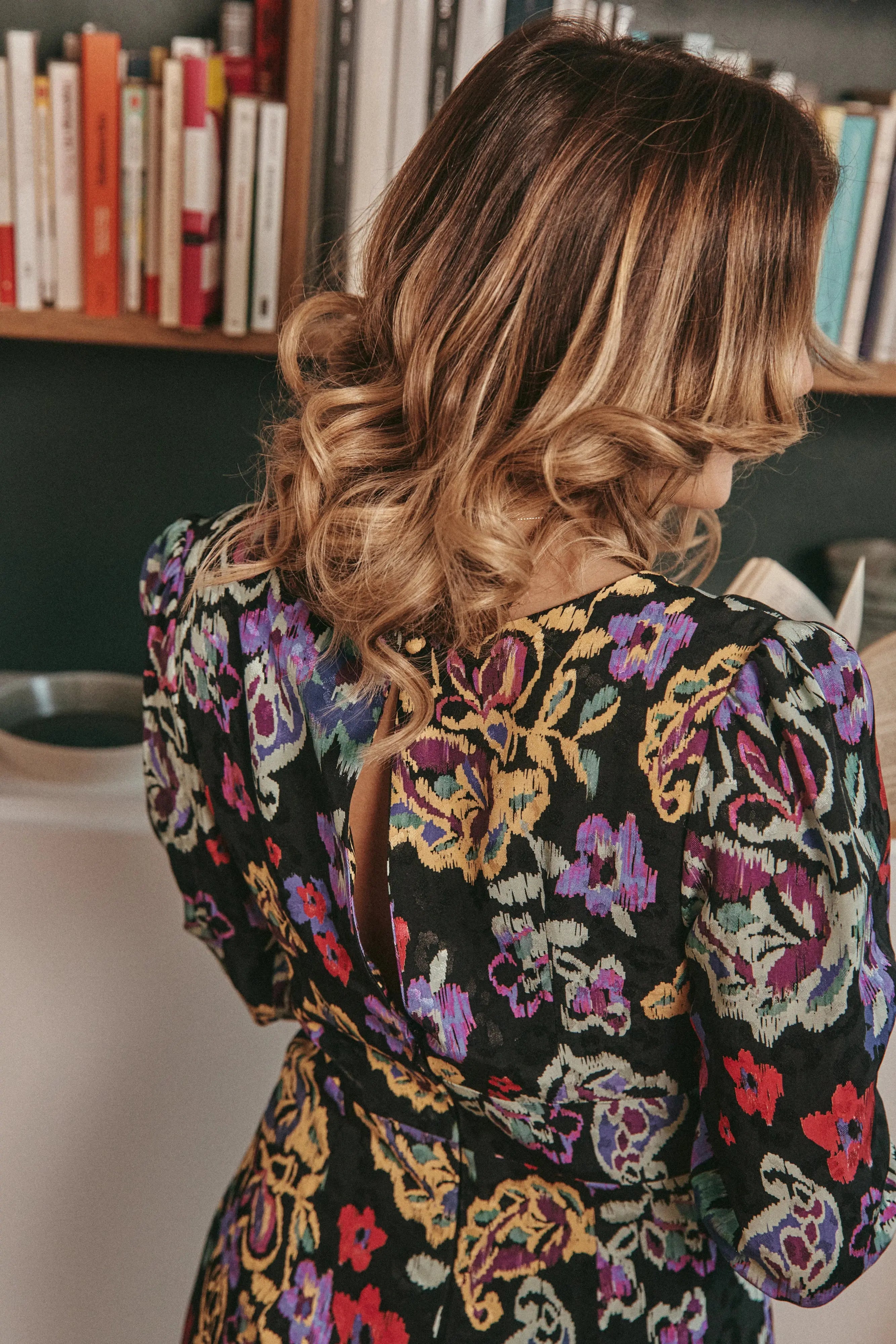 PAUEME I ROBE I Robe Maya - Kashmir Noir