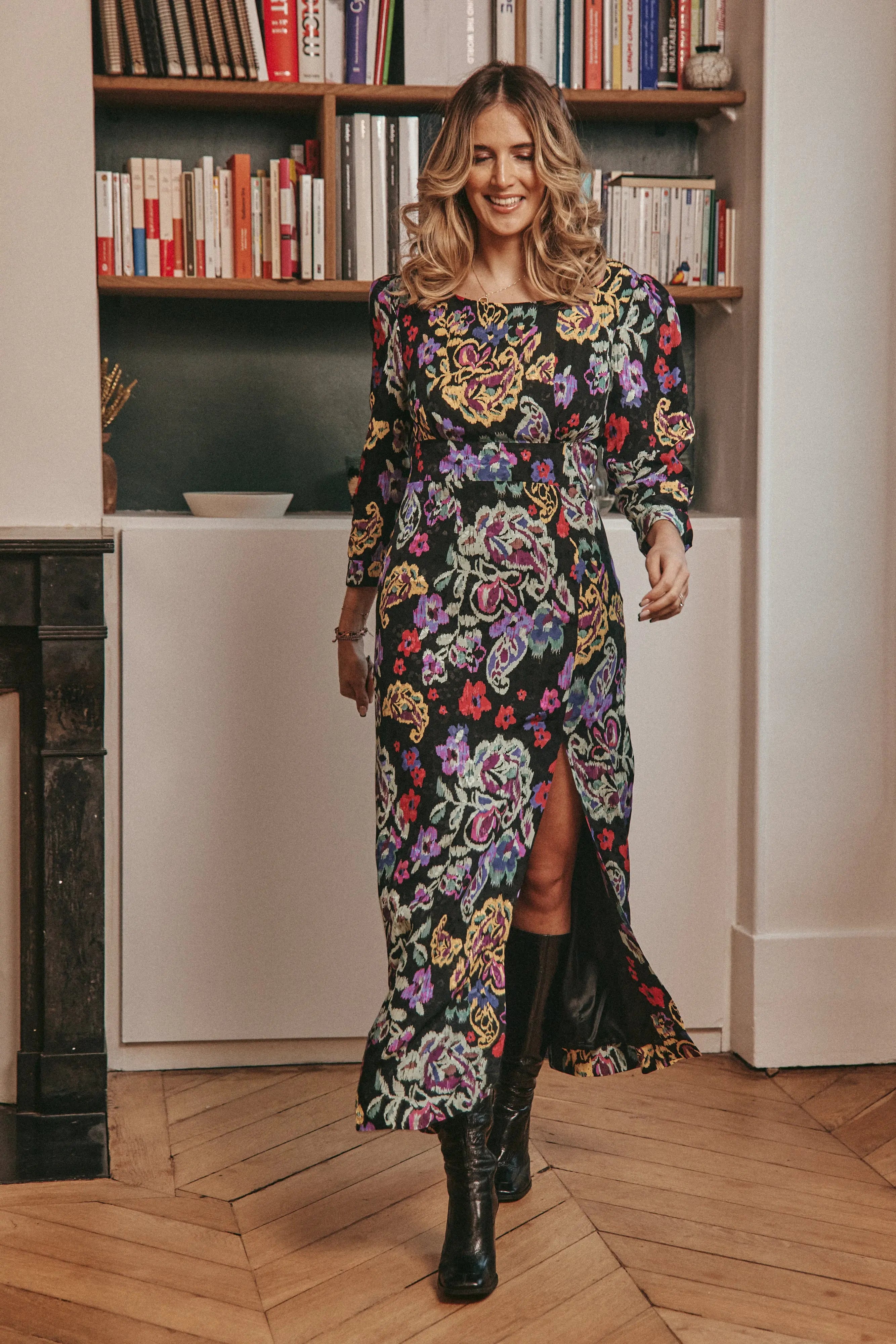 PAUEME I ROBE I Robe Maya - Kashmir Noir